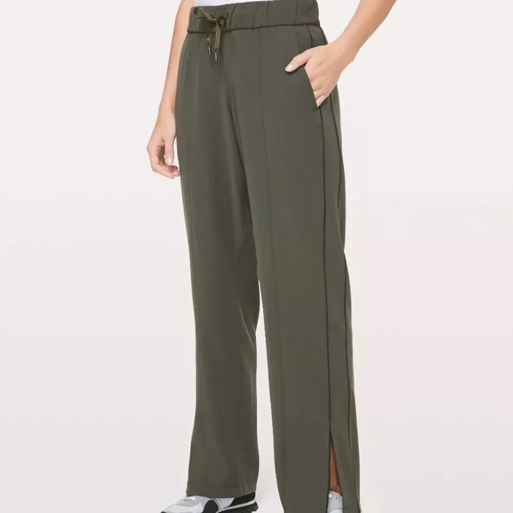 LULULEMON ON THE RIGHT TRACK DEEP GREEN SPLIT HEM PANTS SEE MEASUREMENTS - Picture 2 of 12
